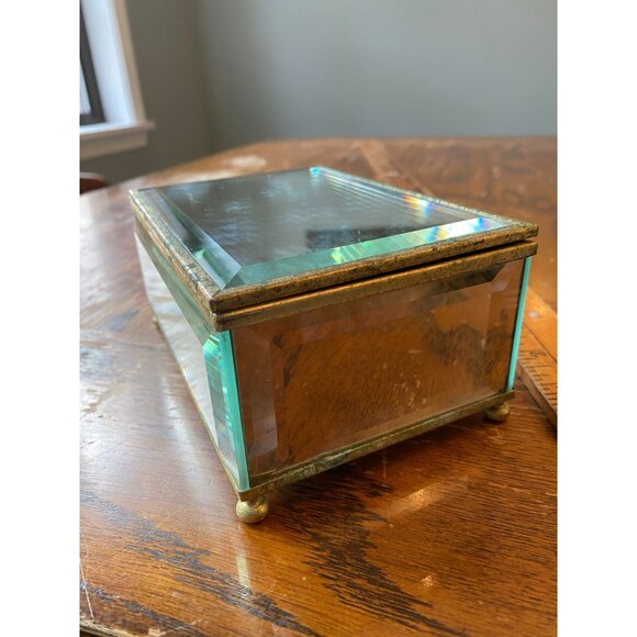 Vintage Mirrored Beveled Jewelry & Music Box With Gold Trim Plays "Love Story" R - Picture 7 of 10